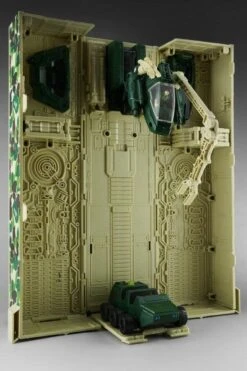 4th Party MP10A Optimus Prime Convoy Bape Green Camo Version -Toy Store 33faf3a475