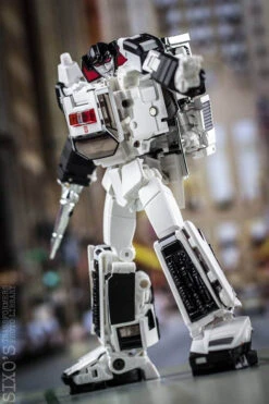 Takara MP-42 Masterpiece Cordon Diaclone Sunstreaker -Toy Store 43a30785cb