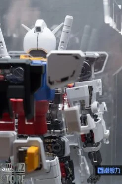 Inforce RX-78-2 Gundam Internal Structure Showcase Display -Toy Store 520ad45527