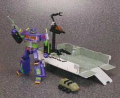 4th Party MP10 Optimus Prime EVA Painted Version /w Trailer -Toy Store 58e7a30b54
