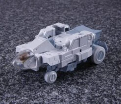 Takara Masterpiece MP-21 Mp21 Bumblebee -Toy Store 5ec58576f2