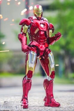 Eastern Model 1/9 Iron Man Mark 7 Model Kit -Toy Store 67de09b5d5