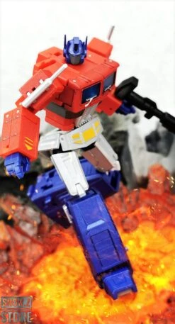 Magic Square MS-B18X Light Of Justice Optimus Prime Metallic Version -Toy Store 794b327f4f