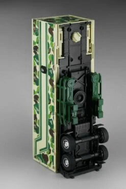 4th Party MP10A Optimus Prime Convoy Bape Green Camo Version -Toy Store a0c5313fe8