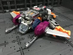 Hasbro PP-27 PP27 Optimal Optimus Power Of Prime Leader Class -Toy Store dd20e3599d