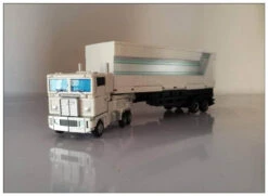 DX9 Toys X34W Ranton Ultra Magnus -Toy Store e8f233b64f